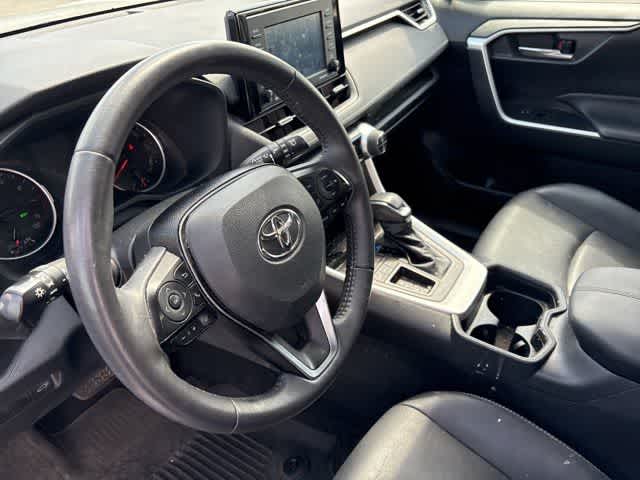 Thumbnail: 2021 Toyota RAV4 - 10