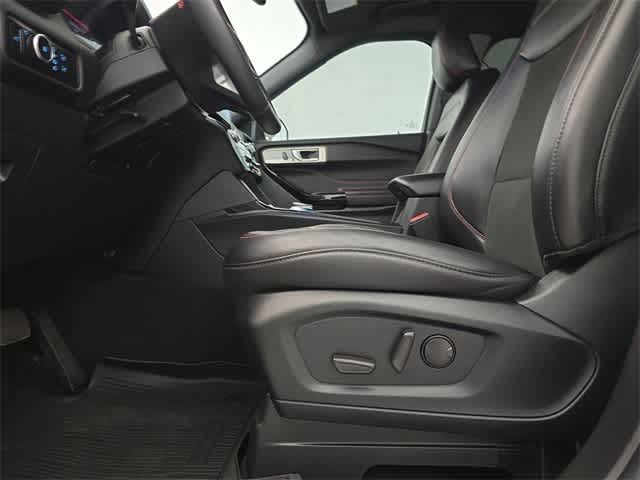 Thumbnail: 2023 Ford Explorer - 18