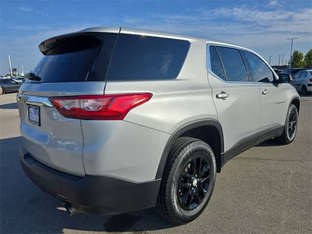 Thumbnail: 2021 Chevrolet Traverse - 6