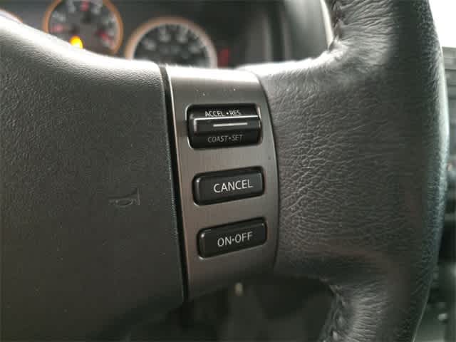 2011 Nissan Armada SV 25