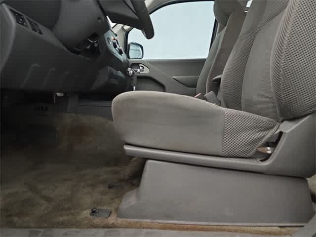 Thumbnail: 2015 Nissan Frontier - 18