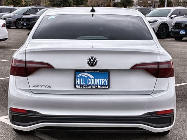 Thumbnail: 2023 Volkswagen Jetta - 5