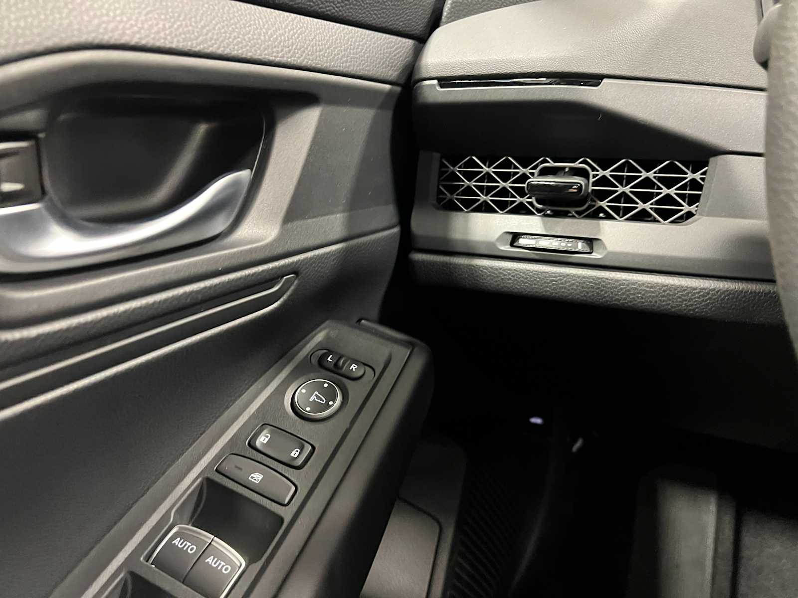 Thumbnail: 2025 Honda Accord - 20