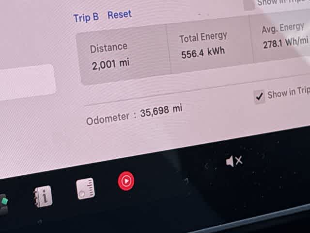 Thumbnail: 2023 Tesla Model Y - 36