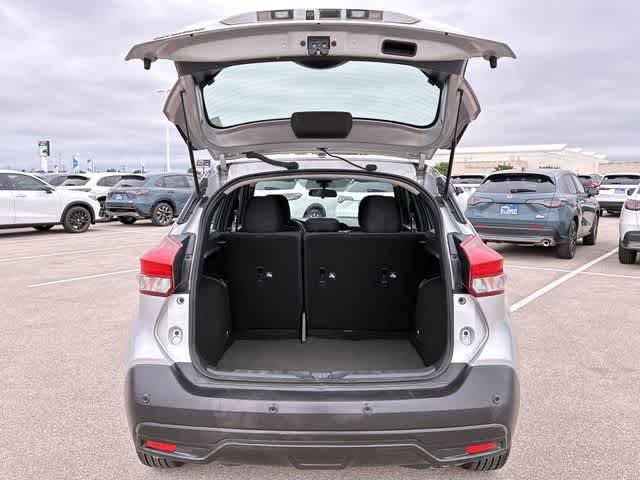 Thumbnail: 2020 Nissan Kicks - 35