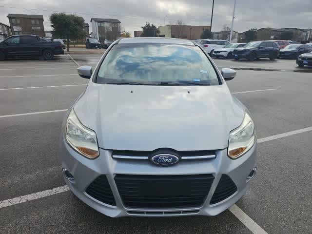 2013 Ford Focus SE photo 2