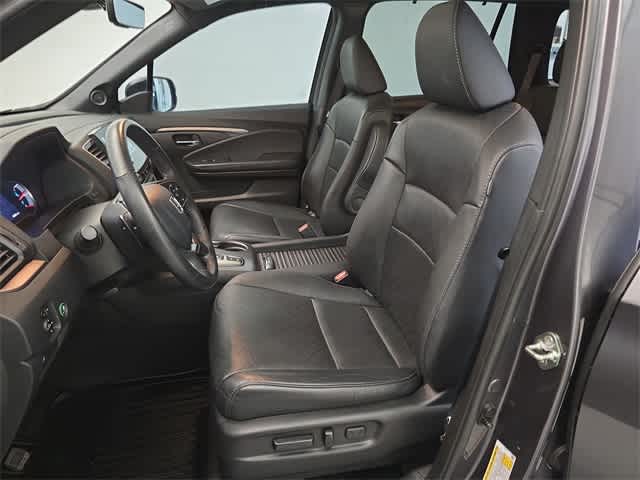 Thumbnail: 2019 Honda Passport - 17