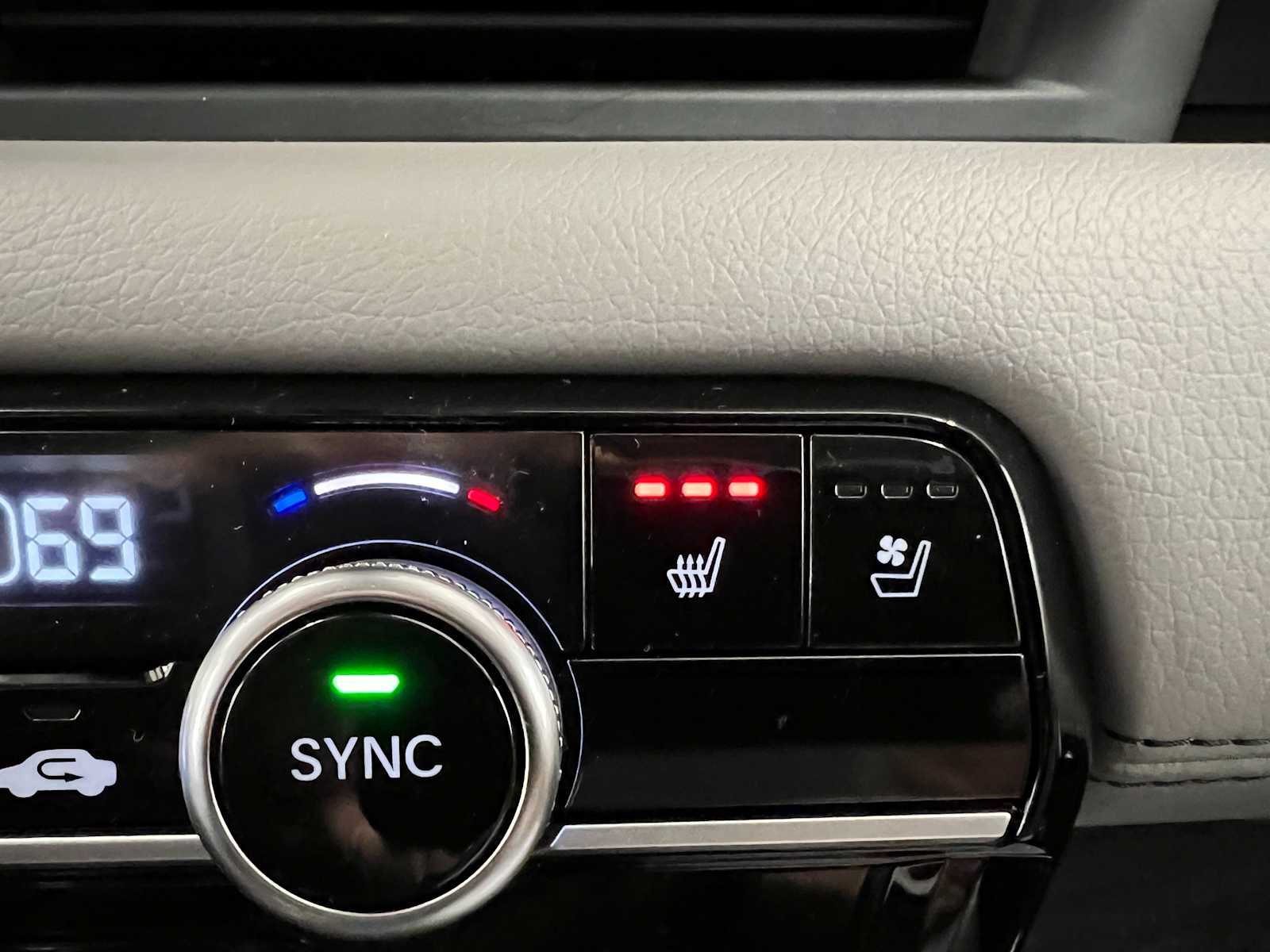 Thumbnail: 2025 Honda Pilot - 26