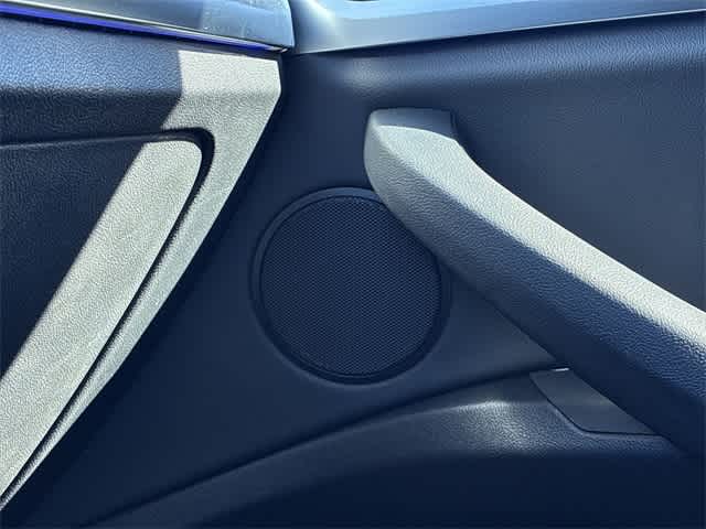 Thumbnail: 2022 BMW X4 - 33