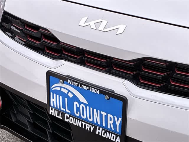 Thumbnail: 2023 Kia Forte - 12