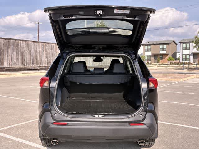 Thumbnail: 2024 Toyota RAV4 - 37