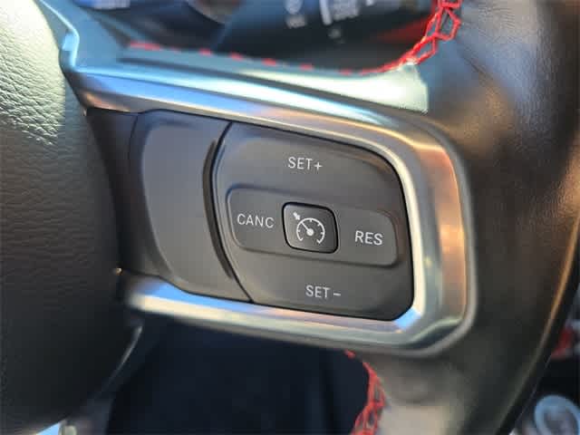 Thumbnail: 2022 Jeep Gladiator - 25