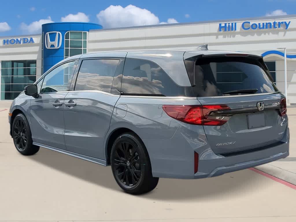 Thumbnail: 2026 Honda Odyssey - 3