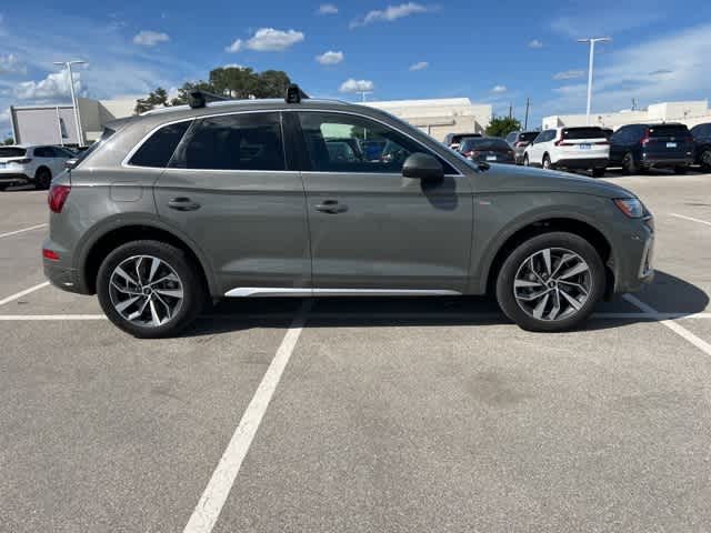 Thumbnail: 2023 Audi Q5 - 6