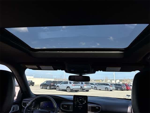 Thumbnail: 2022 Ford Explorer - 23