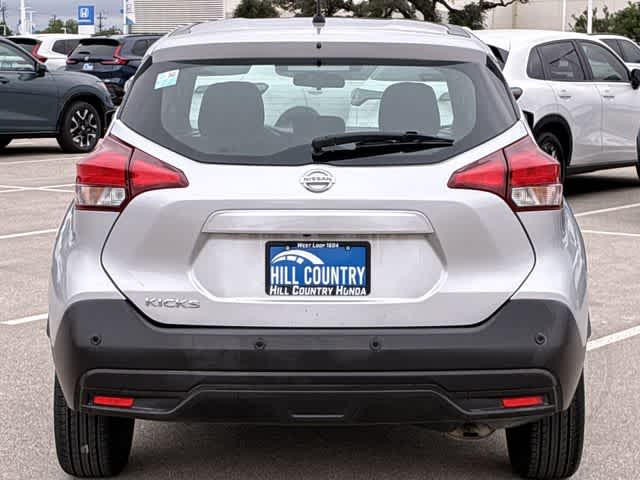 Thumbnail: 2020 Nissan Kicks - 5