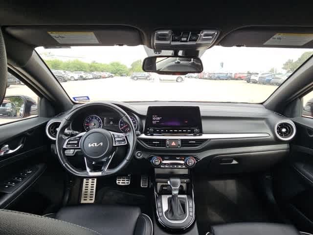 Thumbnail: 2023 Kia Forte - 15