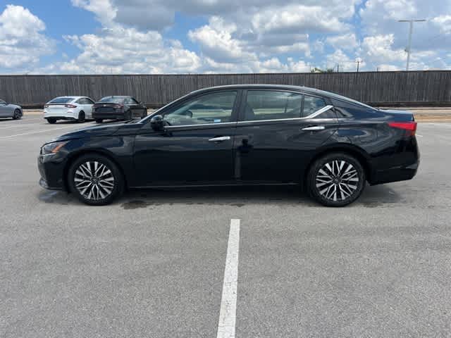 Thumbnail: 2023 Nissan Altima - 2