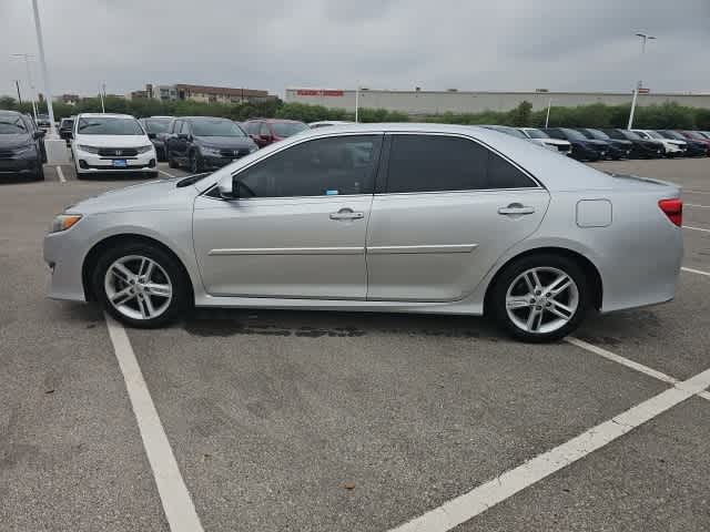 Thumbnail: 2014 Toyota Camry - 8