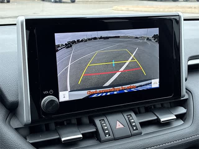 Thumbnail: 2024 Toyota RAV4 - 32