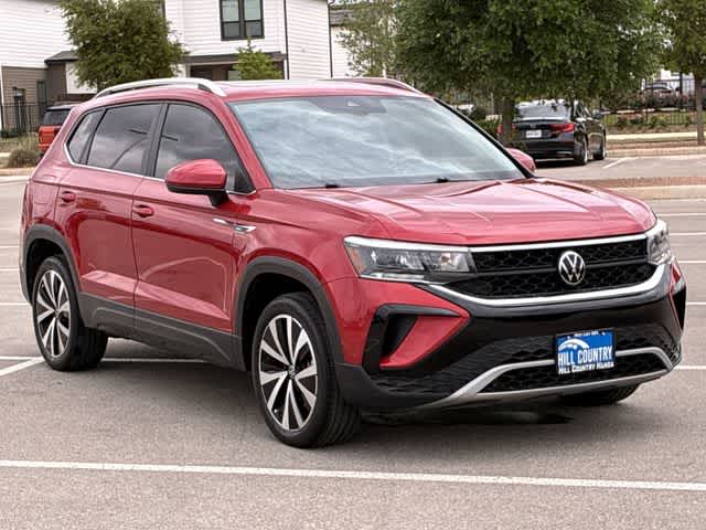 Thumbnail: 2022 Volkswagen Taos - 8