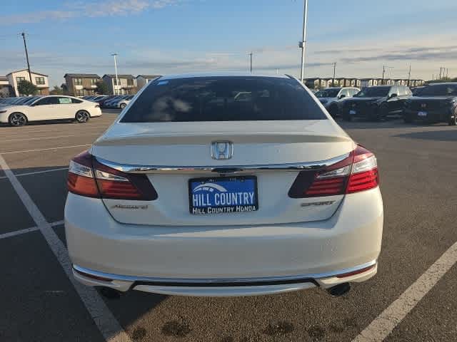Thumbnail: 2017 Honda Accord - 6