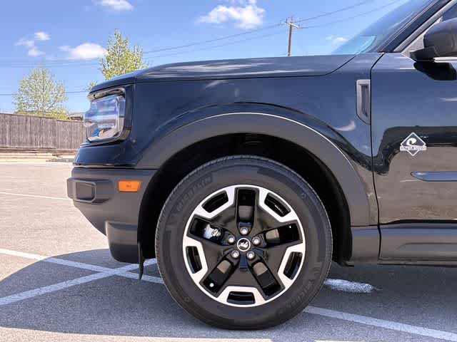 Thumbnail: 2023 Ford Bronco Sport - 14