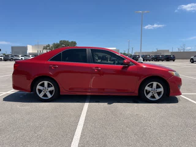 Thumbnail: 2014 Toyota Camry - 9