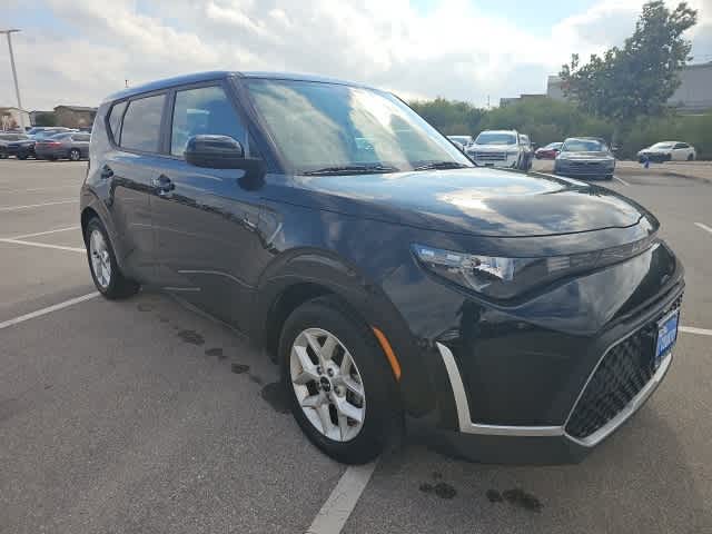 Thumbnail: 2023 Kia Soul - 3