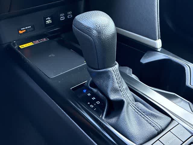 Thumbnail: 2025 Toyota Camry - 33