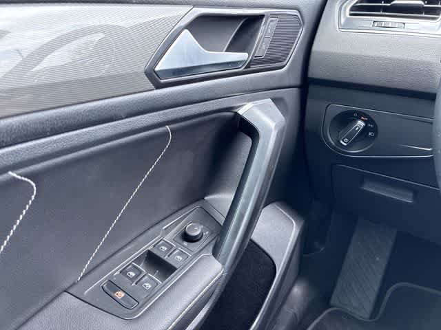 Thumbnail: 2023 Volkswagen Tiguan - 38