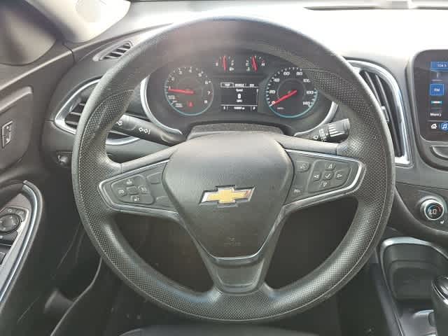 Thumbnail: 2019 Chevrolet Malibu - 14
