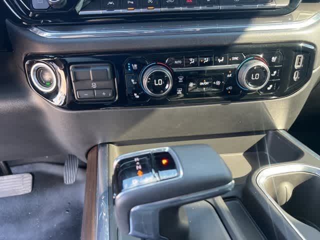 Thumbnail: 2024 Chevrolet Silverado 1500 - 17