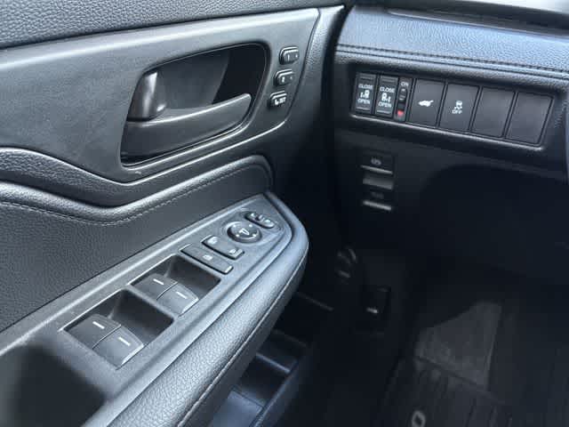 Thumbnail: 2025 Honda Odyssey - 41