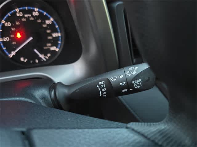 Thumbnail: 2017 Toyota RAV4 - 26