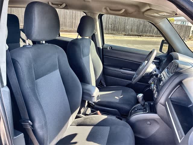 Thumbnail: 2013 Jeep Patriot - 22