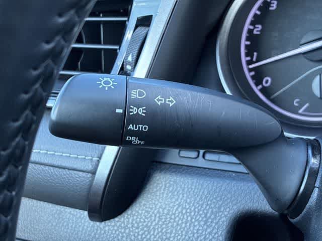 Thumbnail: 2023 Toyota Camry - 27