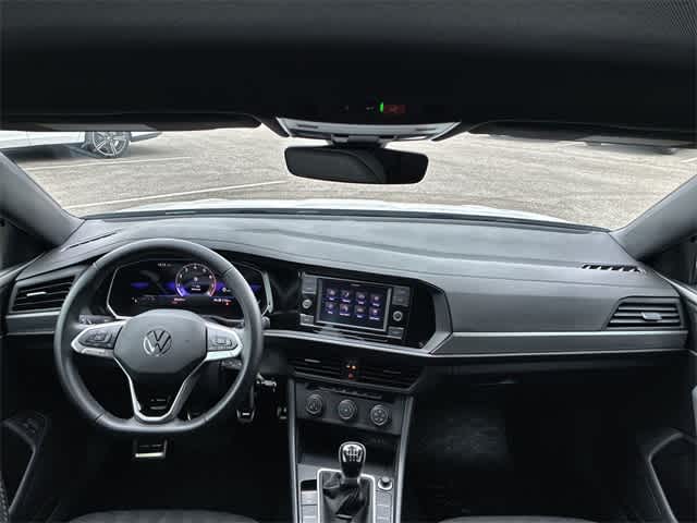 Thumbnail: 2023 Volkswagen Jetta - 16