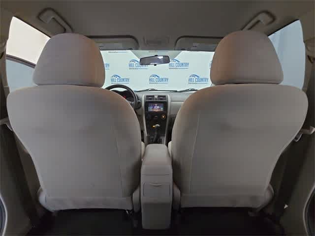 Thumbnail: 2011 Toyota Corolla - 18