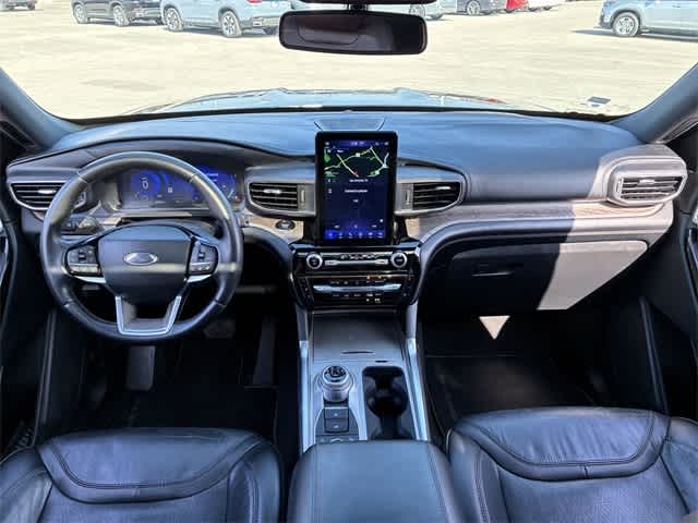 Thumbnail: 2022 Ford Explorer - 16