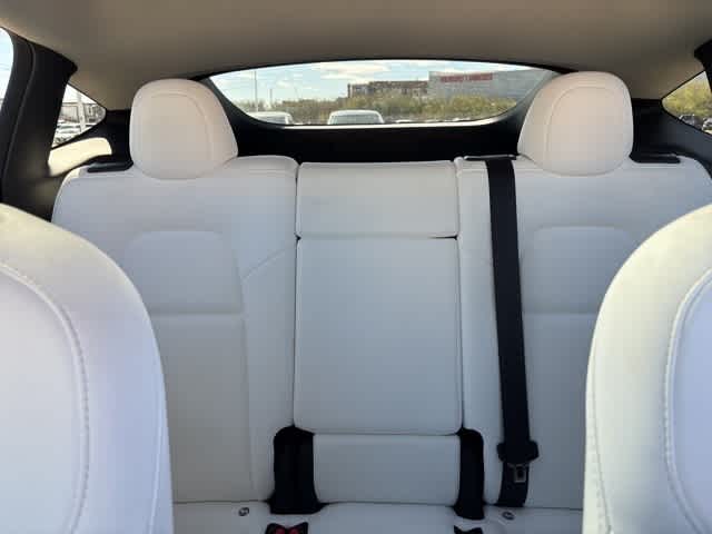 Thumbnail: 2022 Tesla Model Y - 17