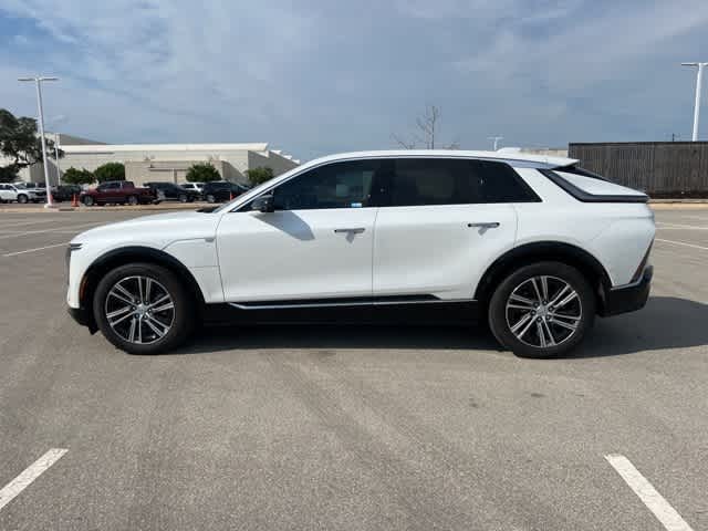 Used 2024 Cadillac LYRIQ Luxury 1 with VIN 1GYKPPRK3RZ105779 for sale in San Antonio, TX