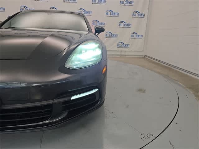 Thumbnail: 2019 Porsche Panamera - 11