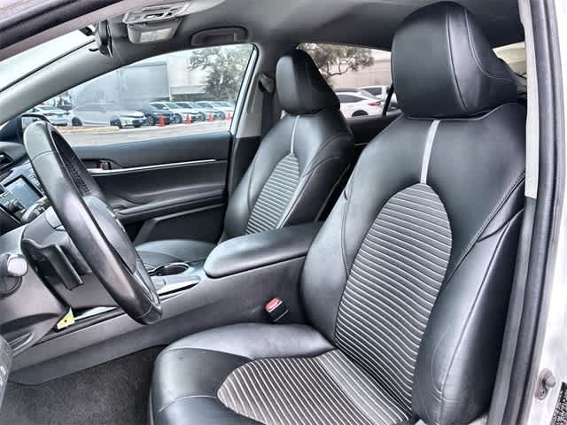 Thumbnail: 2020 Toyota Camry - 17