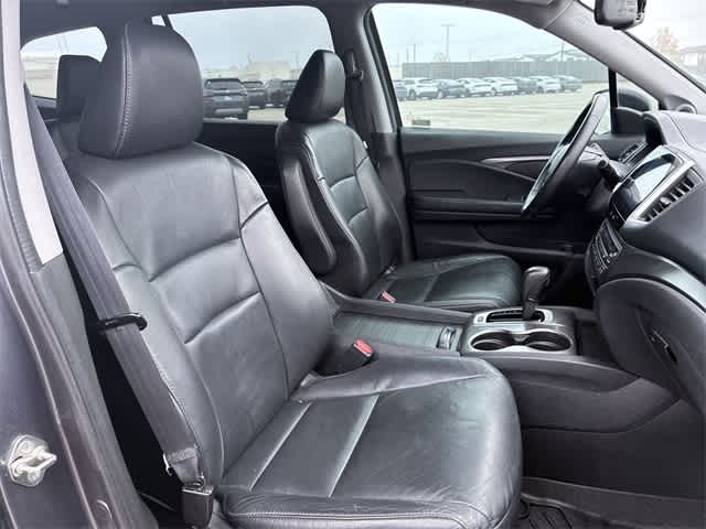 Thumbnail: 2016 Honda Pilot - 24