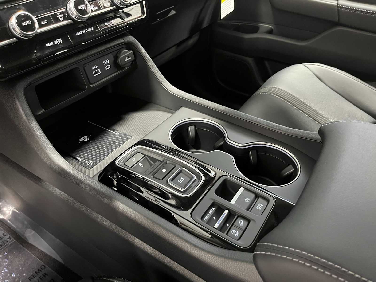 Thumbnail: 2025 Honda Pilot - 19