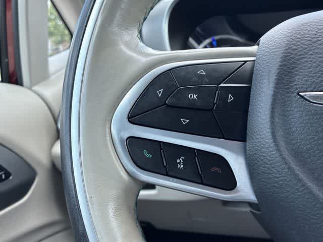 Thumbnail: 2020 Chrysler Pacifica - 24