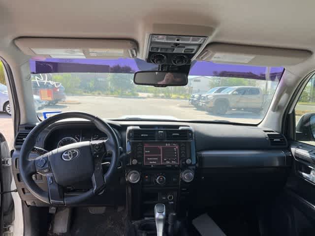 Thumbnail: 2021 Toyota 4Runner - 17