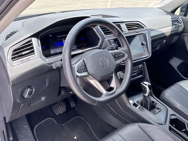 Thumbnail: 2023 Volkswagen Tiguan - 2