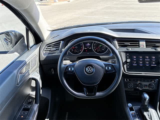 Thumbnail: 2020 Volkswagen Tiguan - 23